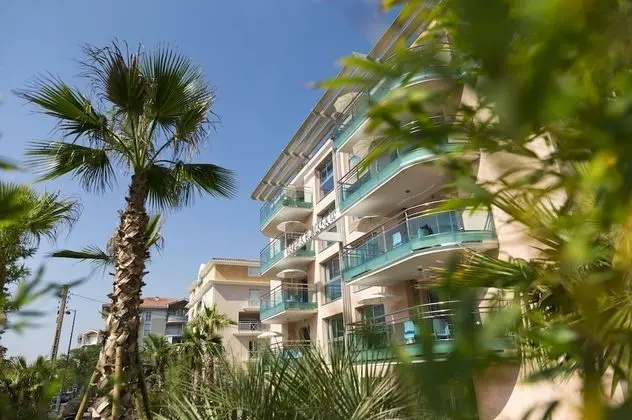 CGH Résidence & Spa La Villa Romana - Dış Mekan