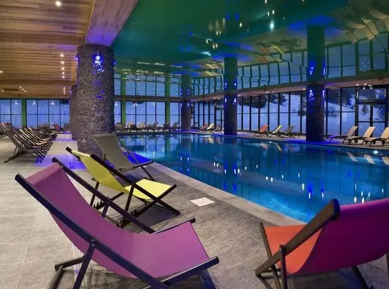 CGH Résidences & Spas Les Chalets de Flambeau - Havuz