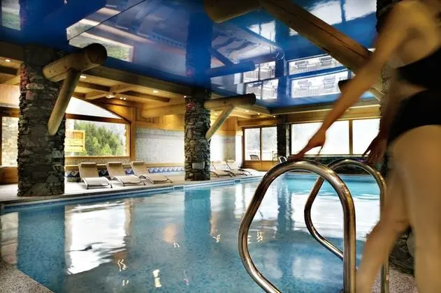 CGH Résidences & Spas Les Fermes de Sainte Foy - Havuz