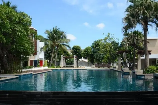 Cha Am Beach Front Pool Villa - Havuz