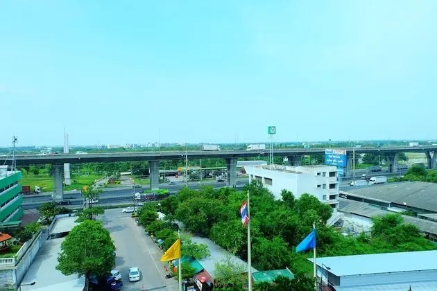 Chai Hotel Bangbo
