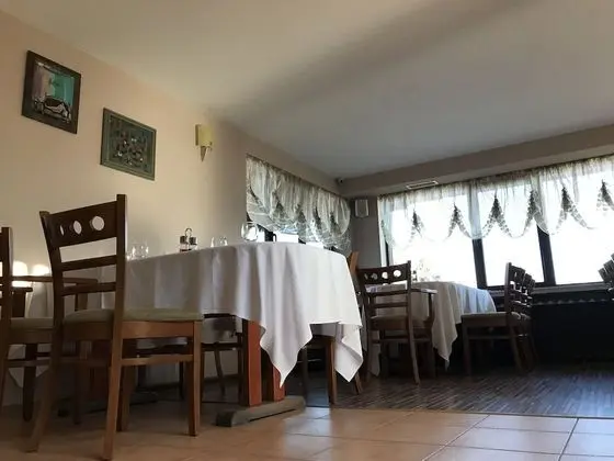 Chairite - İç Mekan