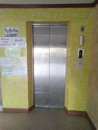 Chaiyaphruk Grand Hotel - Lobi