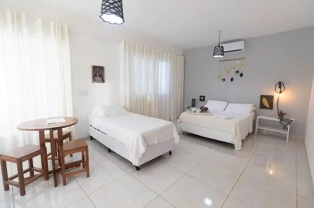 Chal Aconchegante com Vista Jardim em Vila - 02 - Oda
