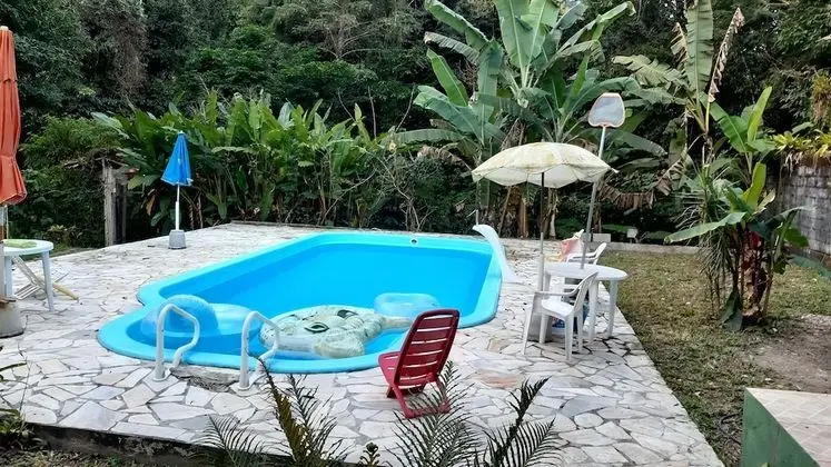 Chalé Beira Rio em Boiçucanga - Havuz