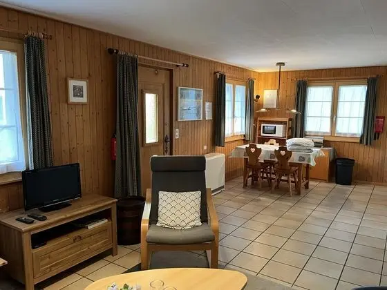 Chalet Aaekirsannaa South-Facing Free-standing Chalet - Yerinde Yemek