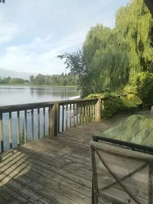 Chalet Chaleureux Sur Le Bord De Leau Naviguable - Dış Mekan