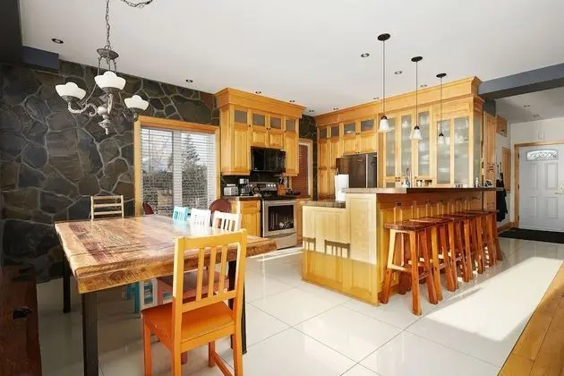 Chalet Chaleureux Sur Le Bord De Leau Naviguable - Mutfak