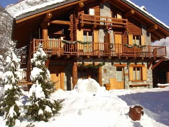 Chalet-village Situated in a Quiet Area