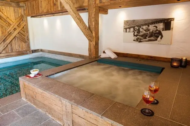 Chalet-Hôtel Borgo Eibn Mountain Lodge (Relais du Silence) - Havuz