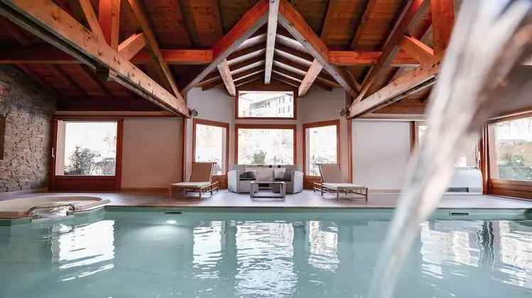 Chalet Hôtel des 2 gares - Havuz