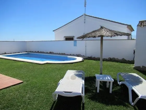 Chalet Huerta 1 con piscina y paddle