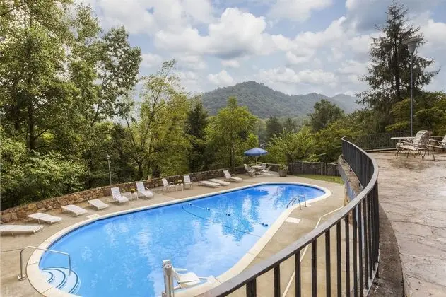 Chalet Inn