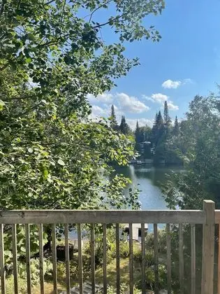 Chalet La Peninsule Au Bord Du Lac