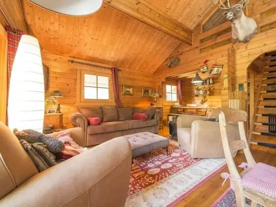 Chalet Le Beau Sejour in the Middle of the Woods Near Durbuy - Oda Düzeni