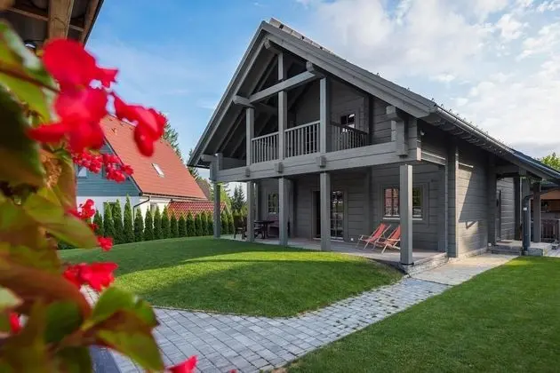 Chalet Natura With Sauna and Whirlpool Tbcxl