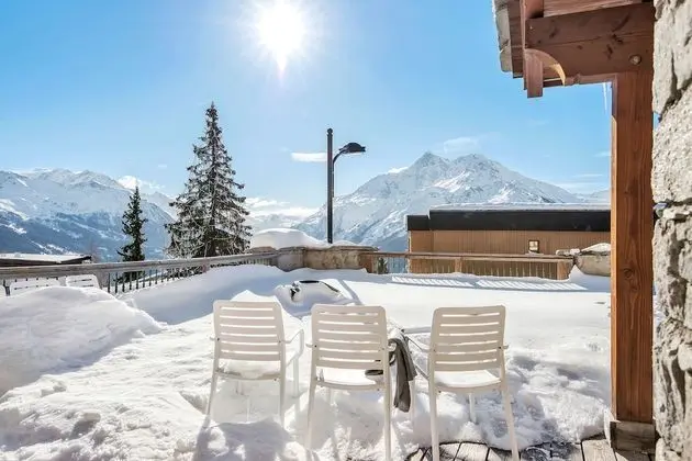 Chalet Oliver by Skinetworks