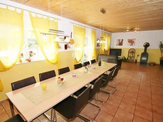 Chalet in Piesendorf Near Kaprun Ski Slopes - Yerinde Yemek