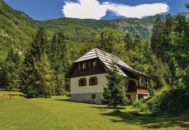 Chalet Primus Near Soča Gorge