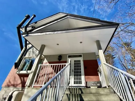 Chalet Strickland
