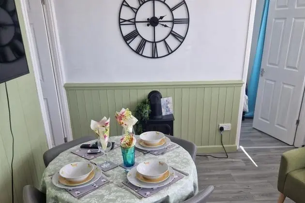Chalet Ty Lilli Wen -sleep 6- Pet Friendly - Yerinde Yemek