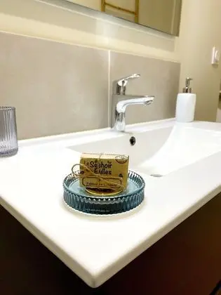 Chaleureuse Maison Avec Grande Terrasse au Calme - Banyo Tipleri