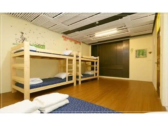 Chalucet Castle Hostel