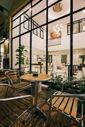 Chamberlain Hostel