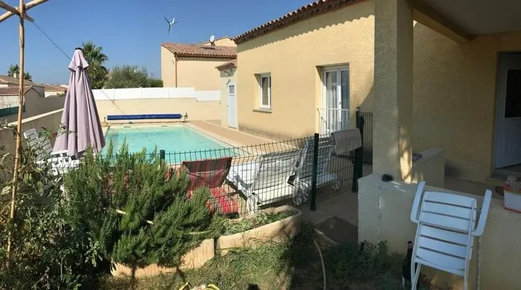 Chambre 2 Beziers Villeneuve