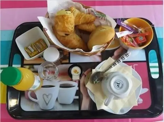 Chambre d Hote Chez Vero - Yerinde Yemek