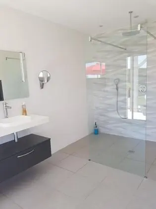 Chambre d'Hotes et Spa - Banyo Tipleri