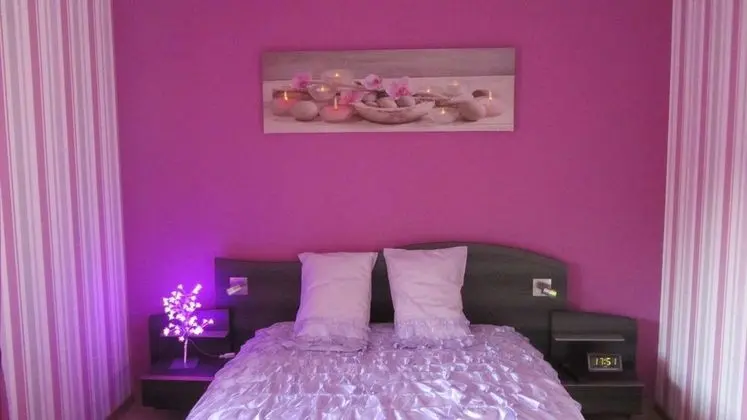 Chambre D'Hotes Les Glycines - 1