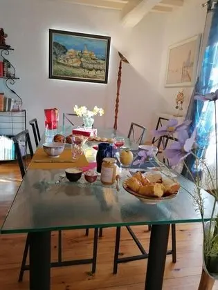 Chambre D'hôtes les Myriades D'Or - Mutfak