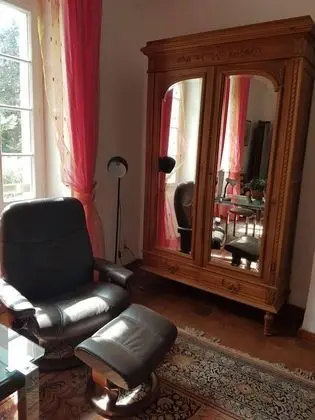 Chambre d'Hotes Presbytère St Symphorien - İç Mekan