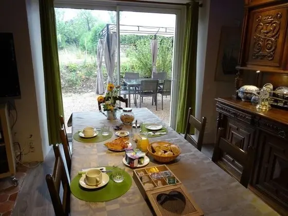 Chambres d'hôtes la Datcha Bourguignonne - Mutfak