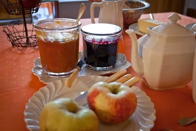 Chambres d'Hôtes l'Atelier du Peintre - Yerinde Yemek