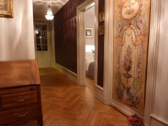 Chambres d'Hôtes Le Balcon du Prince - İç Mekan
