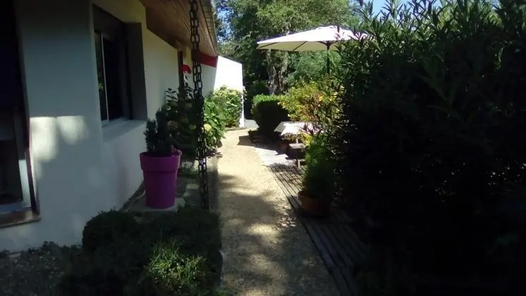 Chambres d'Hôtes Les Barrerres - Dış Mekan