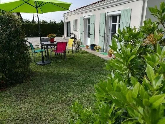 Chambres d'Hôtes Les Lilas - Dış Mekan
