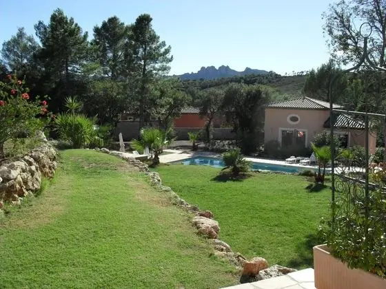 Chambres d'Hôtes Mas des lys - Dış Mekan