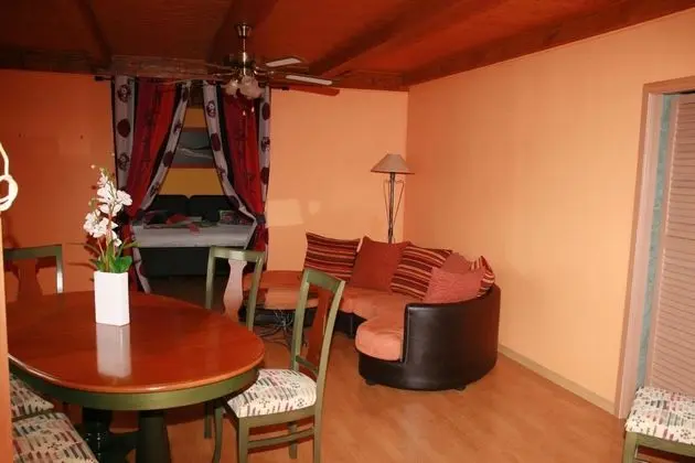 Chambres et Gites La Paysanne - İç Mekan