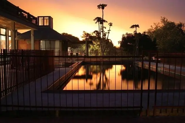 Chaminuka Lodge and Nature Reserve - Havuz