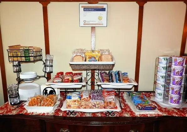 Champaign Garden Inn - Yerinde Yemek