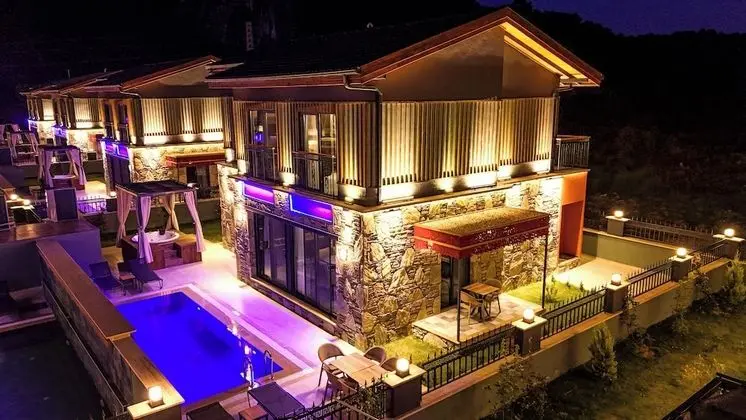 Champion Villas