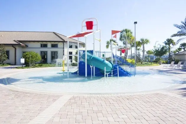 Champions Gate Resort - Havuz