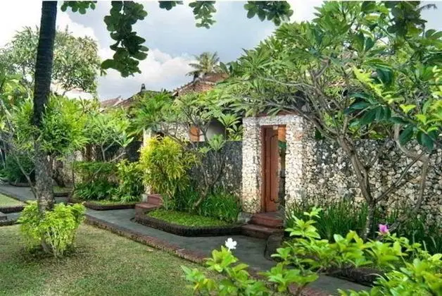 Champlung Sari Hotel