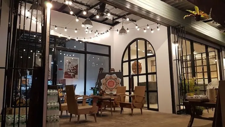 Chan Backpacker Hostel - Dış Mekan