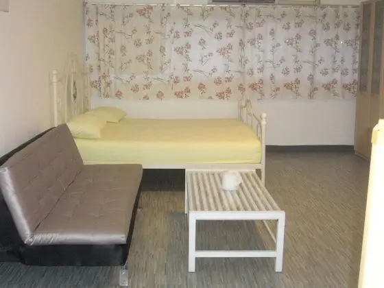 Chan Kim Don Mueang Airport Guest House