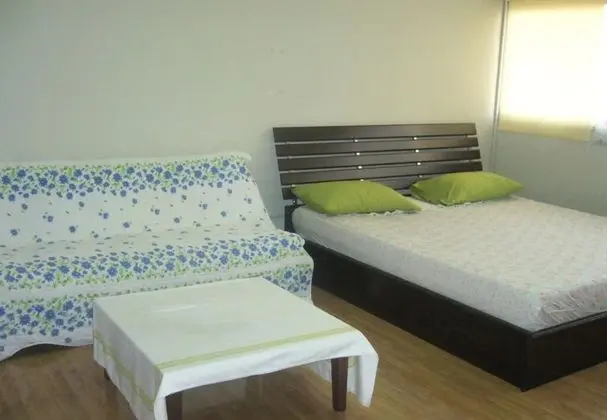 Chan Kim Don Mueang Guest House, 550 Yards From Impact Muang Thong Thani