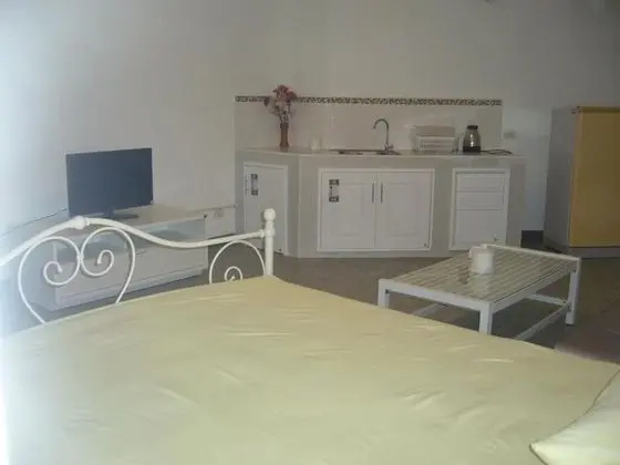 Chan Kim Don Mueang Guest House Triple Room - Öne Çıkan Resim